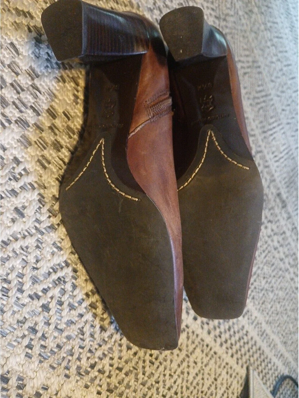 Antonio Melani Boots Women's Brown Leather Ankle Booties Side Zip Size 8 1/2